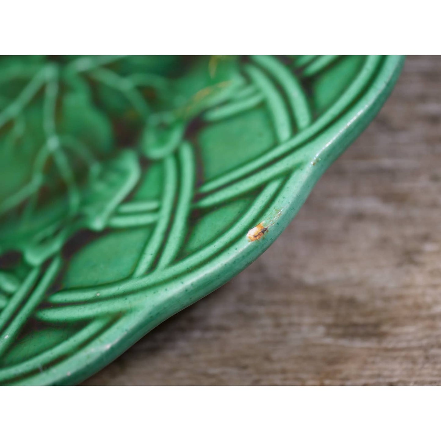 Antique England Majolica Set of 2 Green Basket Weave Leaf Plates