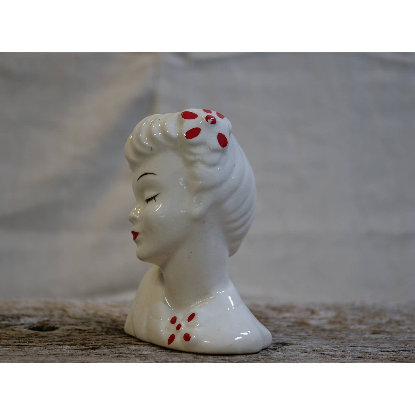 Vintage Glamour Girl Head Vase 1950’s Lady Head Rockabilly White and Red